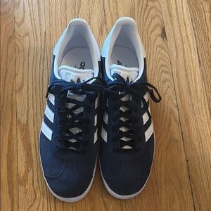 Adidas Navy and White Gazelle sneakers EU 40.5 US 9.5 new without tags